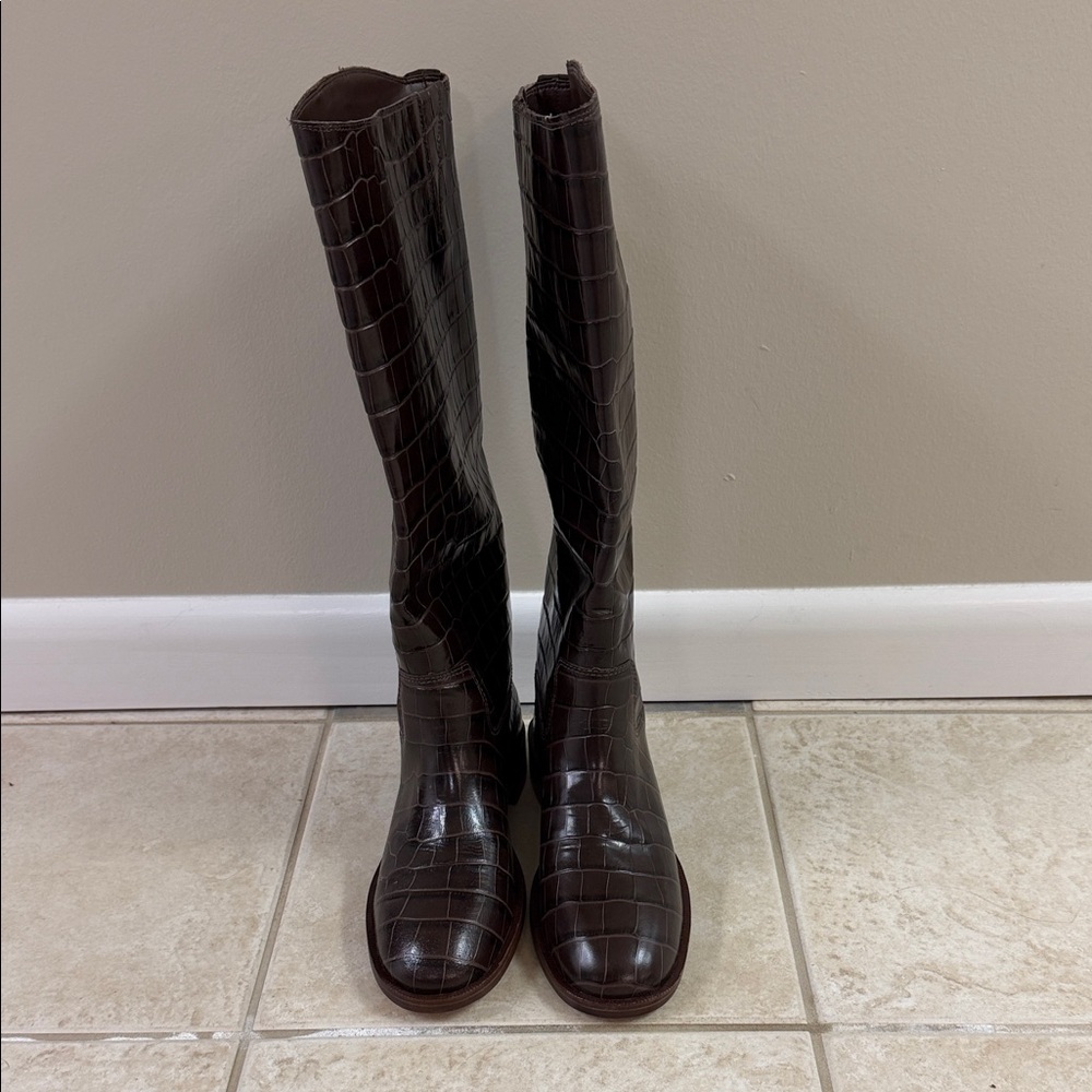 Brown Crocodile Pattern Knee-High Boots